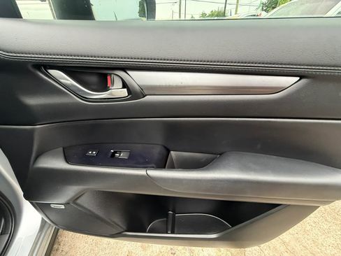 Used 2020 MAZDA CX-5 Touring FWD image 24