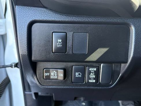 Certified 2023 Toyota Tacoma TRD Off-Road AWD/4WD image 24
