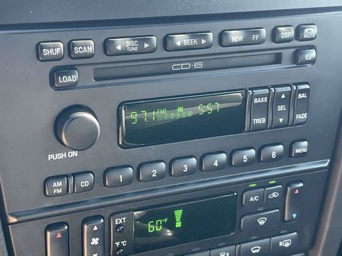 Used 2002 Ford Thunderbird RWD image 15