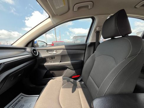 Used 2021 Kia Forte LXS FWD image 24