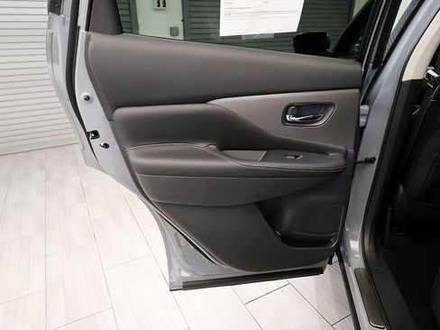 Used 2024 Nissan Murano SV w/ SV Midnight Edition Package AWD/4WD image 15