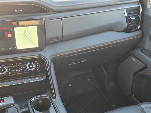 Used 2022 GMC Sierra 1500 AT4 w/ AT4 Premium Package image 20