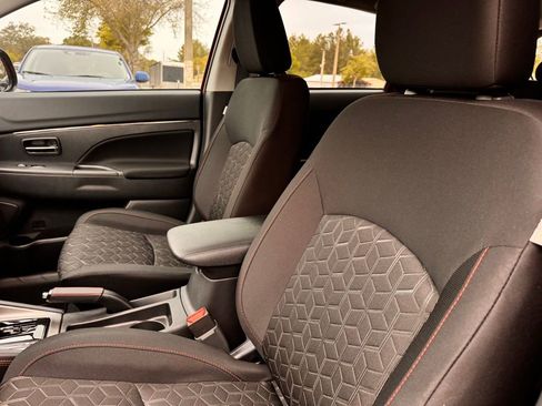 New 2026 Mitsubishi Outlander Sport LE AWD/4WD image 36