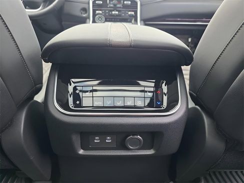 New 2026 Nissan Armada Platinum image 15