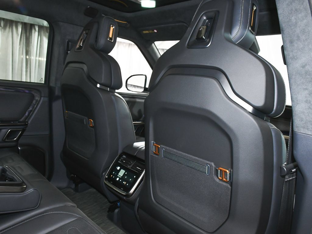 Used 2022 Rivian R1S Launch Edition Quad AWD/4WD image 47