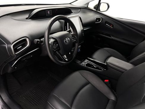 Used 2022 Toyota Prius Prime XLE FWD image 12