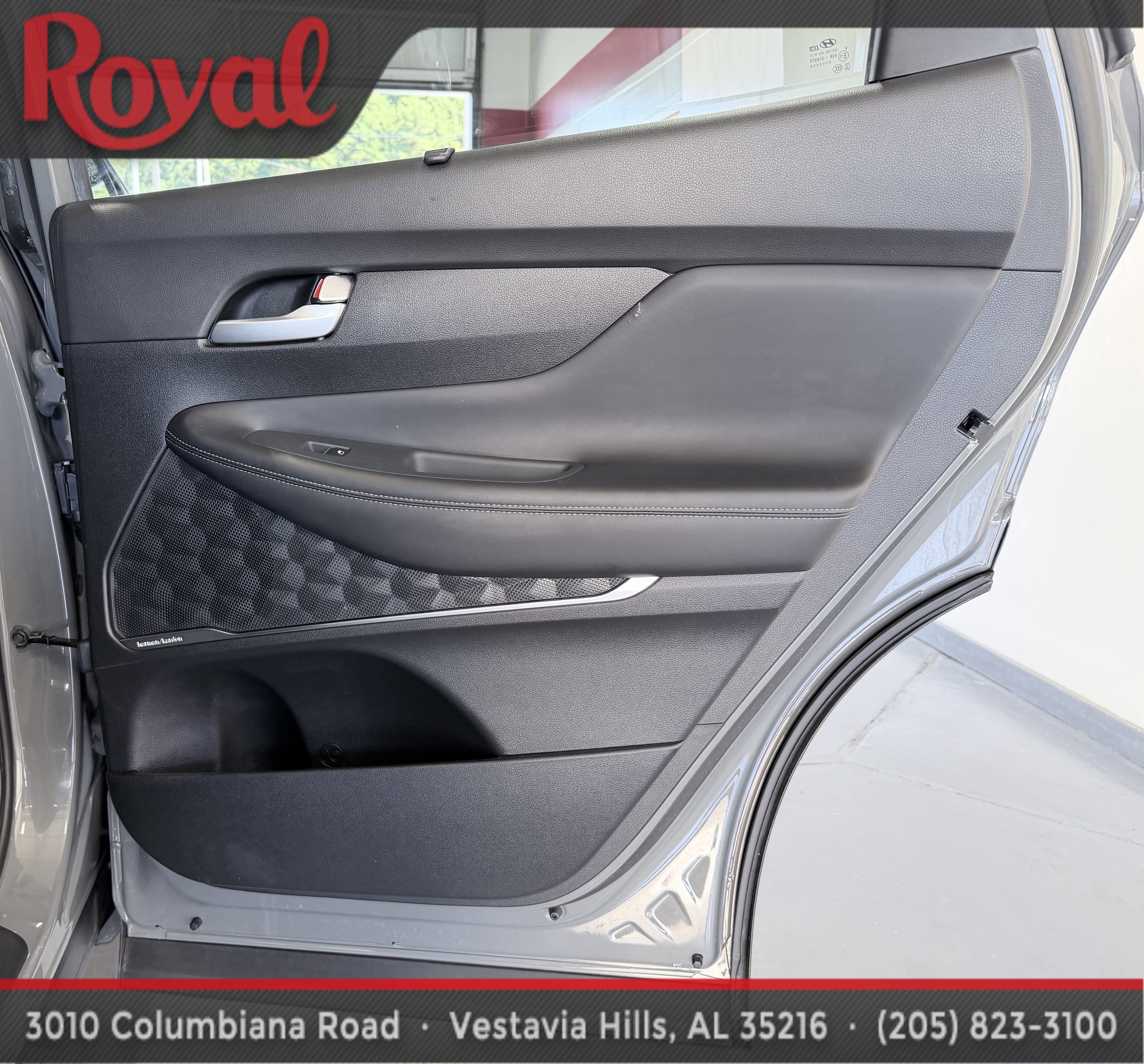 Used 2023 Hyundai Santa Fe SEL w/ Premium Package FWD image 18