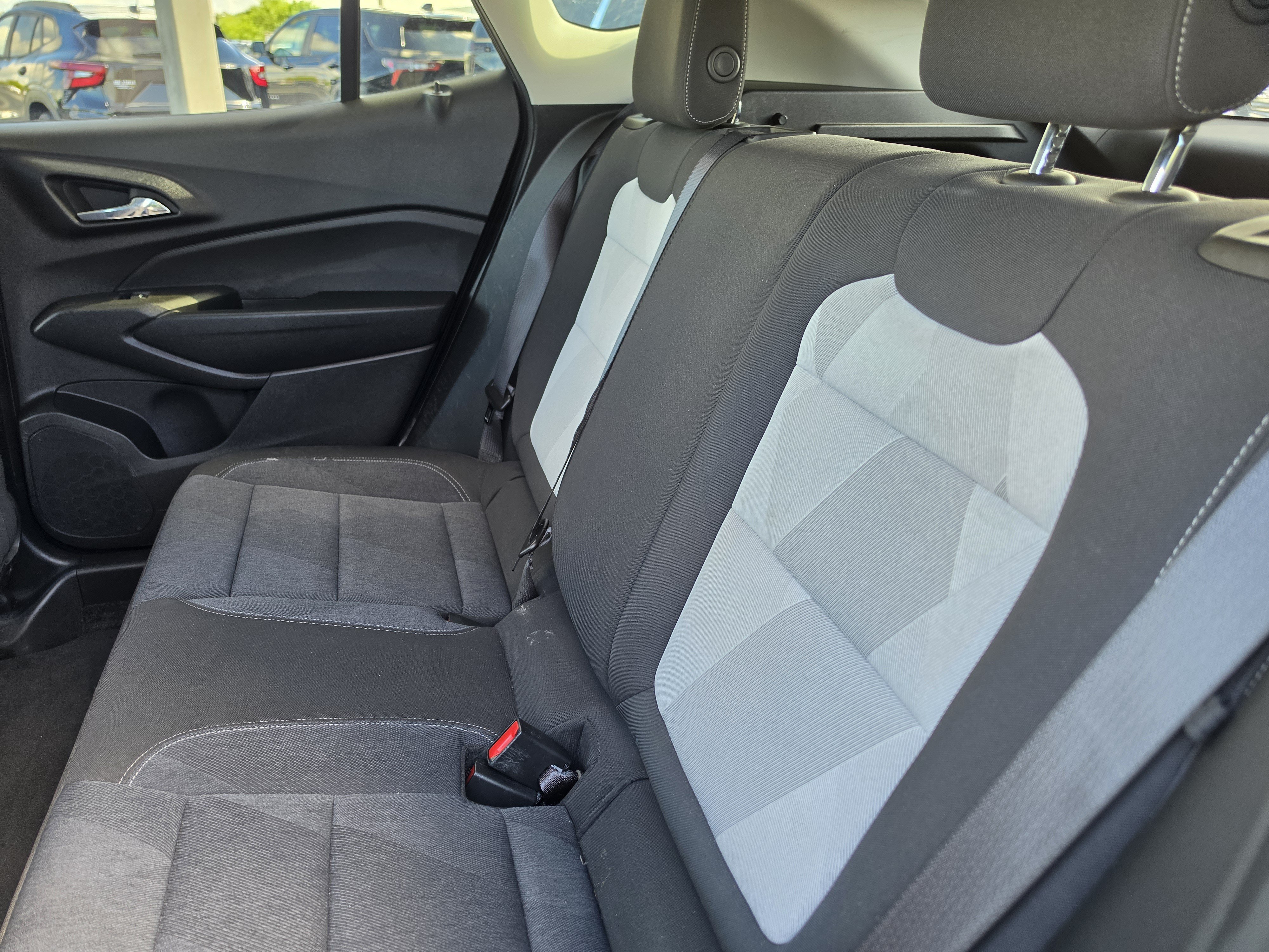 Certified 2024 Chevrolet Trax LS w/ LS Convenience Package FWD image 11