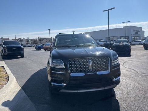 Used 2021 Lincoln Navigator Black Label w/ Cargo Convenience Package image 9
