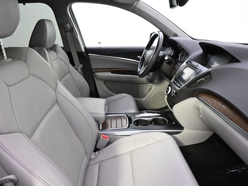 Used 2019 Acura MDX w/ Technology & Entertainment AWD/4WD image 16