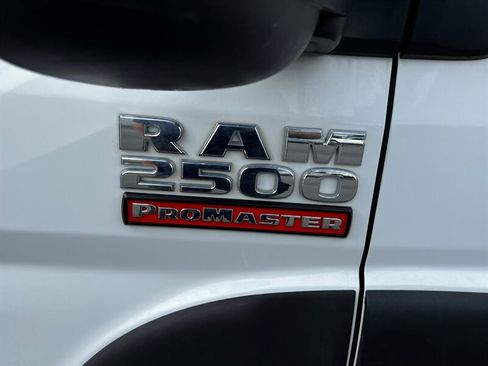Used 2022 RAM ProMaster 2500 w/ Safety Group FWD image 7