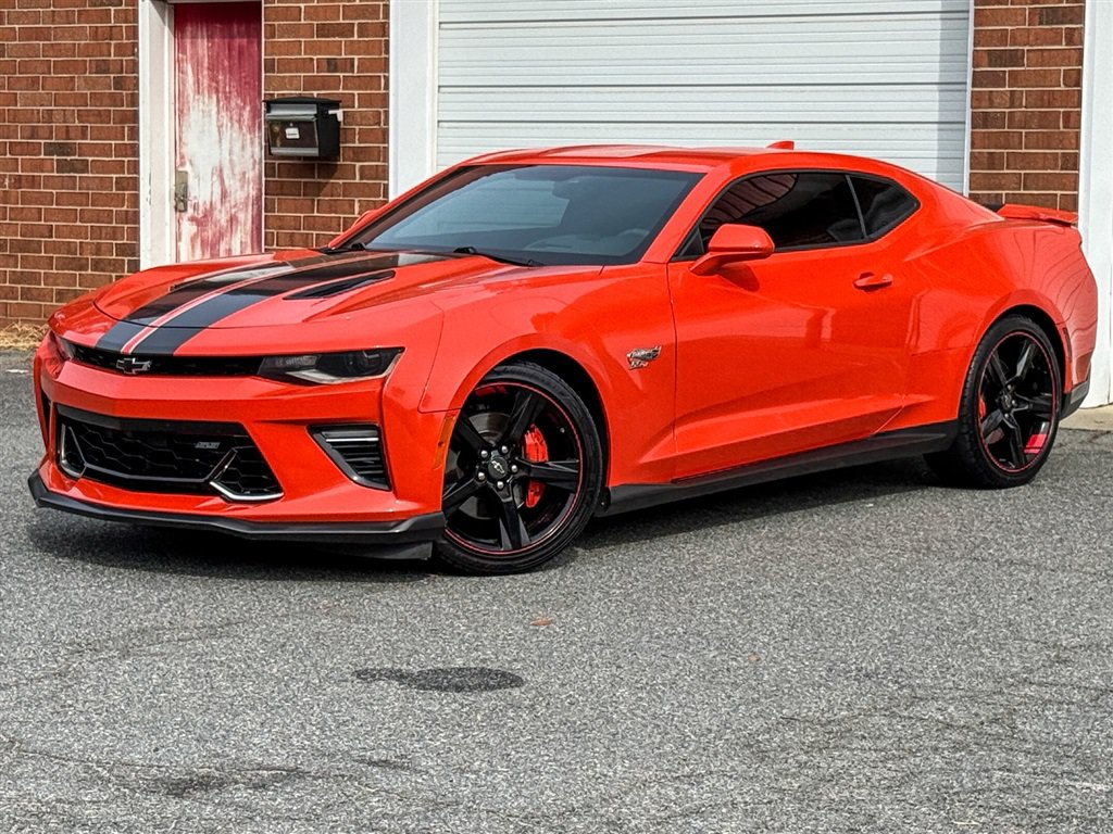 Used 2018 Chevrolet Camaro SS w/ Hot Wheels Edition RWD image 8