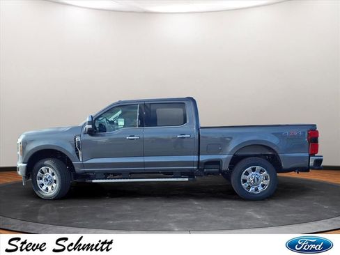 New 2026 Ford F250 Lariat w/ Chrome Package image 2