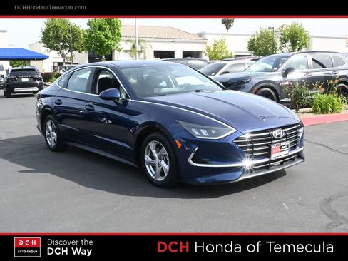 Used 2022 Hyundai Sonata SE w/ Preferred Accessory Package image 3