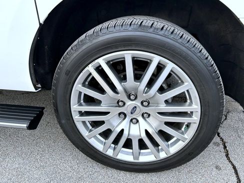 Used 2024 Ford Expedition Max Limited image 23