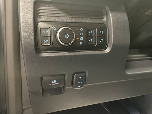 New 2026 Ford F350 Lariat w/ FX4 Off-Road Package image 21