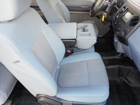 Used 2014 Ford F250 XL image 30