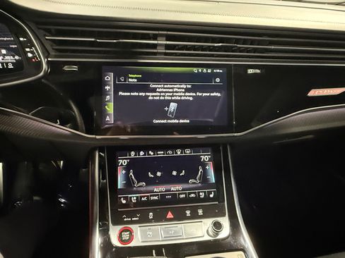 Used 2024 Audi RS Q8 AWD/4WD image 32