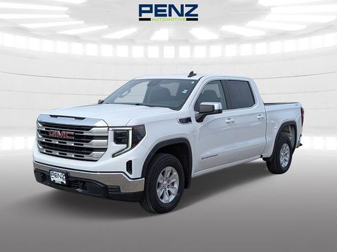 Used 2024 GMC Sierra 1500 SLE AWD/4WD image 3