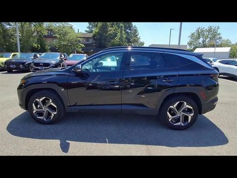 Certified 2024 Hyundai Tucson Limited AWD/4WD image 5