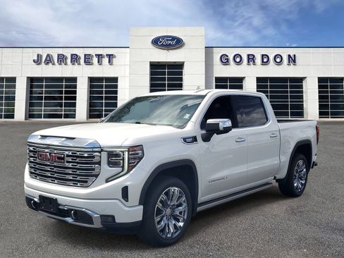 Used 2024 GMC Sierra 1500 Denali w/ Denali Reserve Package image 2