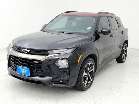 Certified 2023 Chevrolet TrailBlazer RS w/ Sun and Liftgate Package image 1