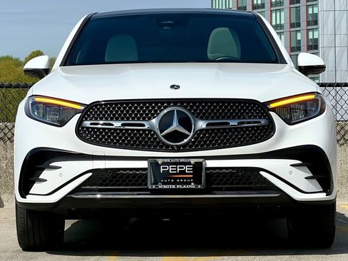 Certified 2025 Mercedes-Benz GLC 300 4MATIC w/ AMG Line image 3
