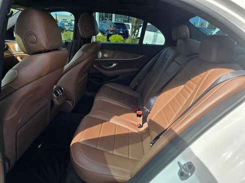 Used 2022 Mercedes-Benz E 350 4MATIC Sedan image 20