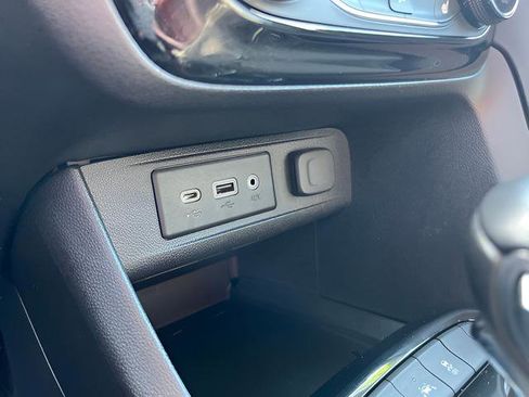 Used 2020 Buick Encore GX Select FWD image 20