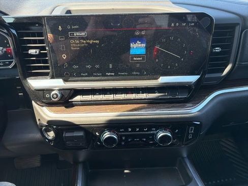 Used 2025 GMC Sierra 1500 Elevation w/ X31 Off-Road Package AWD/4WD image 22