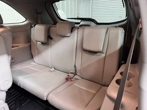 Used 2015 Toyota Highlander Limited FWD image 24