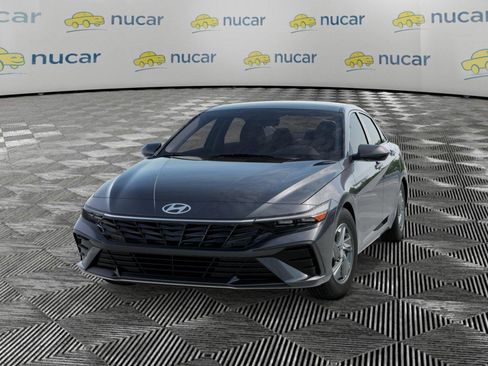 New 2026 Hyundai Elantra SE FWD image 6