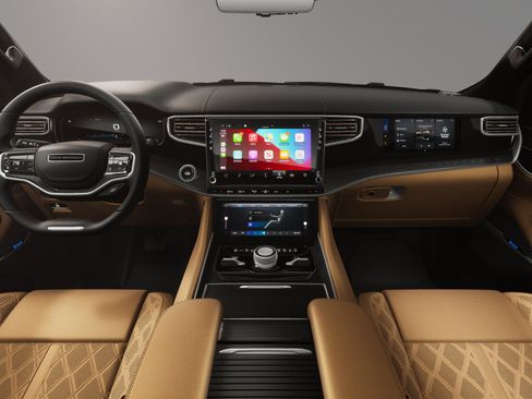 New 2026 Jeep Grand Wagoneer Summit AWD/4WD image 6