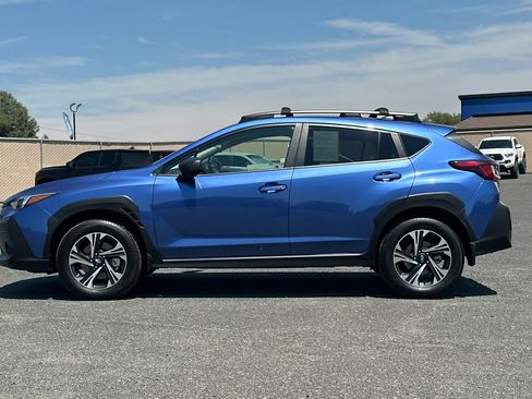 Used 2025 Subaru Crosstrek 2.5i Premium AWD/4WD image 6