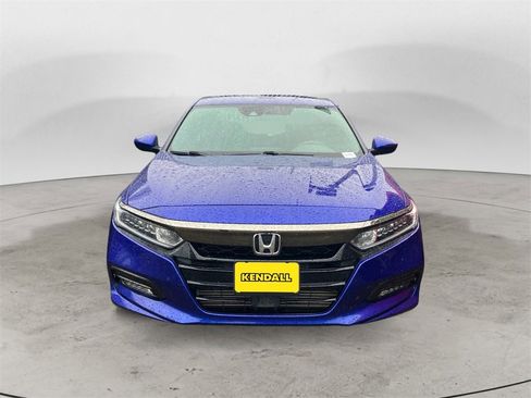 Used 2018 Honda Accord Sport image 3