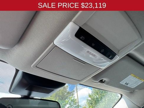 New 2025 Nissan Sentra SR image 37