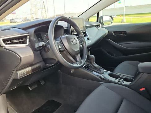 Used 2024 Toyota Corolla LE FWD image 10