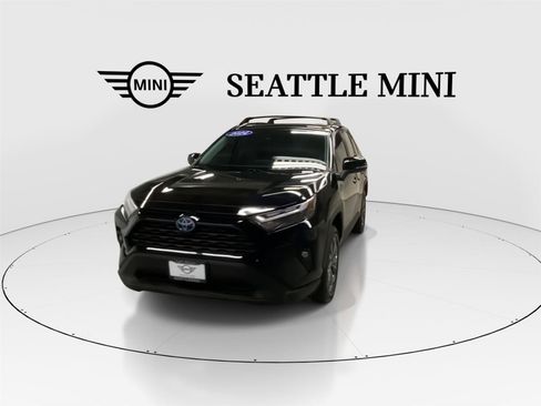 Used 2024 Toyota RAV4 XLE Premium w/ Weather Package AWD/4WD image 4