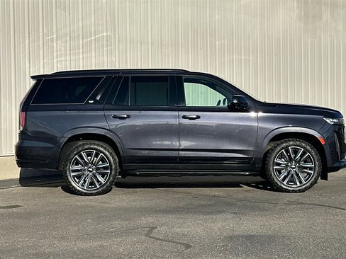 Used 2023 Cadillac Escalade Sport image 4