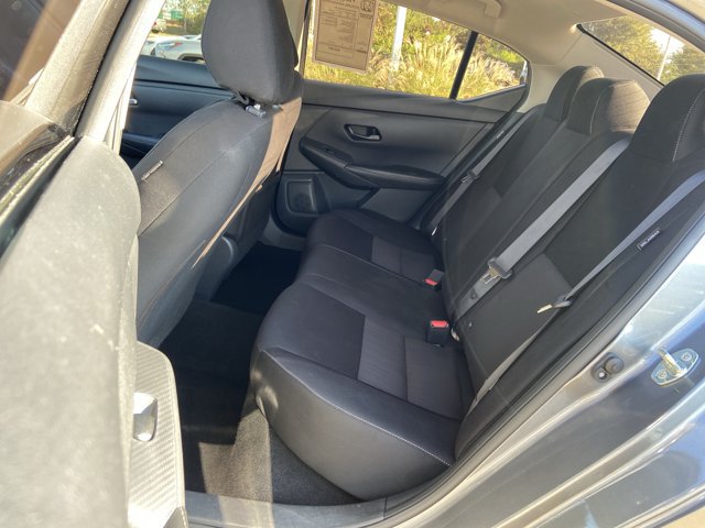 Used 2025 Nissan Sentra SV FWD image 17