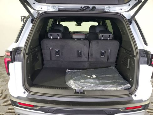 New 2026 Chevrolet Traverse Z71 image 32