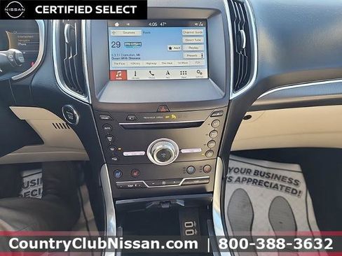 Used 2019 Ford Edge Titanium w/ Equipment Group 301A image 15