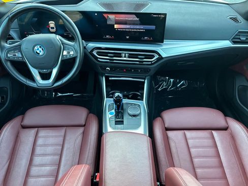 Certified 2023 BMW i4 eDrive35 w/ Premium Package image 3