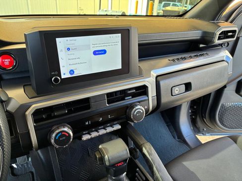 Used 2024 Toyota Tacoma TRD Off-Road image 16