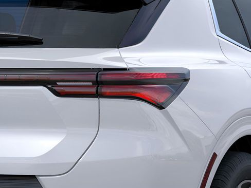 New 2025 Chevrolet Equinox EV LT image 11