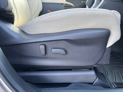 Used 2019 Subaru Ascent Limited w/ Popular Package #2A AWD/4WD image 25