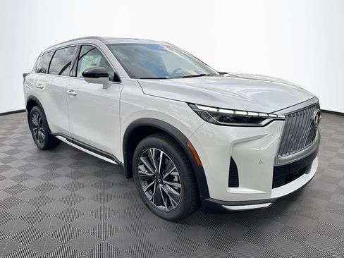Certified 2026 INFINITI QX60 Luxe w/ Cargo Package FWD image 4