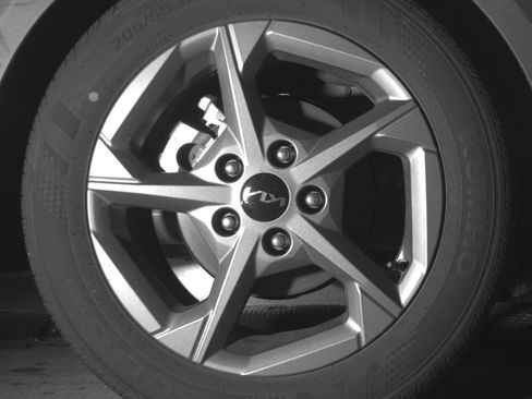 Used 2025 Kia K4 LXS image 15