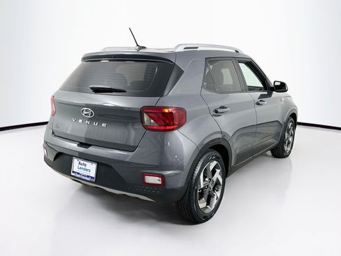 Used 2023 Hyundai Venue SEL w/ Cargo Package FWD image 5