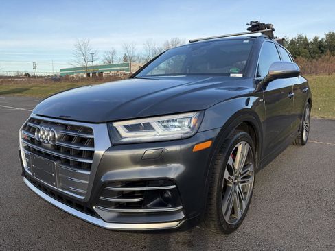 Used 2018 Audi SQ5 Prestige image 2